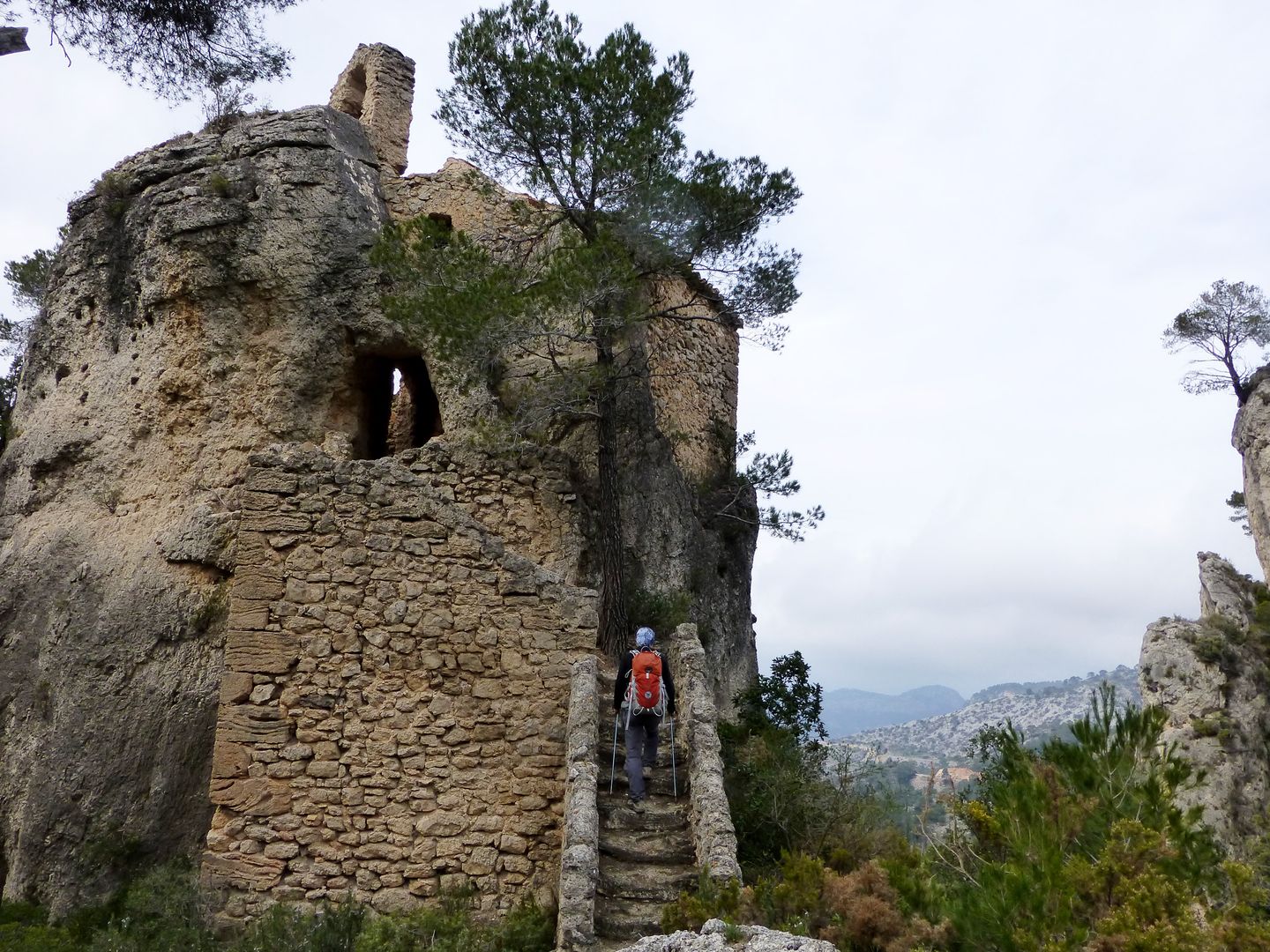 LLABERIA, TIVISSA Y CARDÓ (Tarragona)
